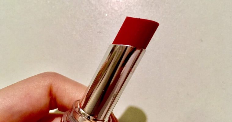 赤い口紅